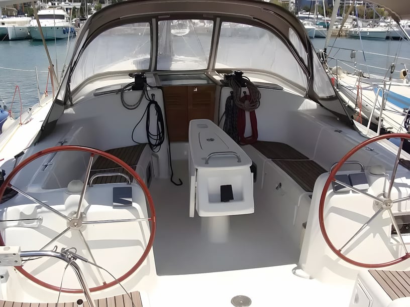 Nikiti — Chalkidiki Segelboot 4 Kabine 10 Liegeplätze 10 Gäste 13.25 m Nummer des Inserats: #20348 5