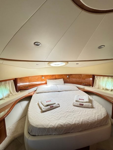 Capo d'Orlando Motor Yacht 3 cabin 6 berths 6 guests 18.01 m Listing Number: #20353 3