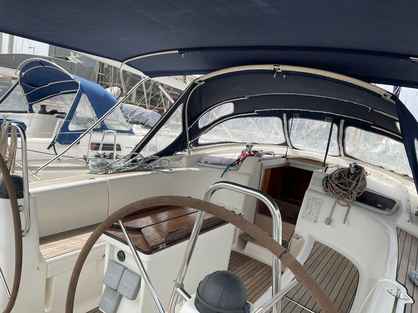 Barcelona Sailboat 4 cabin 8 berths 8 guests 14.2 m Listing Number: #20374 4