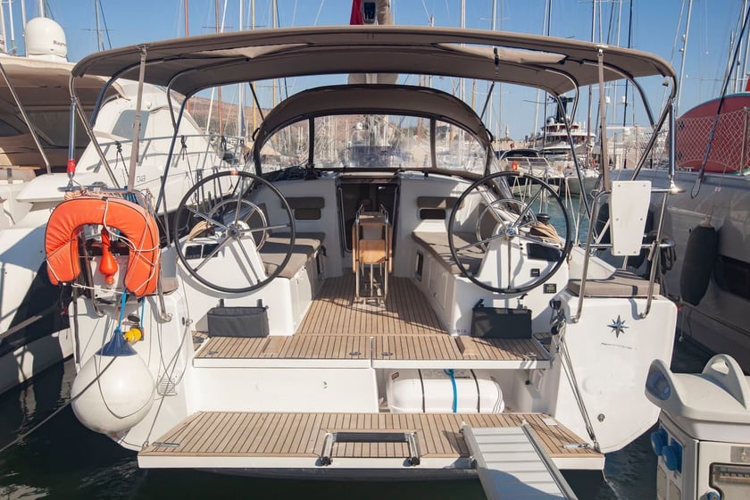 Fethiye Voilier Cabine 3  Couchettes 7  Invités 7  11.22 m Numéro de l'annonce: #20386