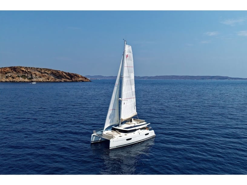 Volos Catamaran 6 cabin 8 berths 8 guests 13.94 m Listing Number: #20392