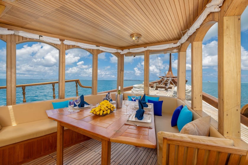 Malé search.type_0 2 cabin 4 berths 4 guests 21.6 m Listing Number: #20439 4