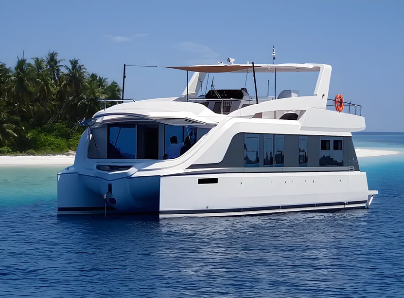 Hulhumale Catamaran 3 cabin 6 berths 6 guests 16.5 m Listing Number: #20441 3