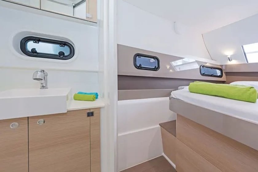 Gouvia Catamaran 6 cabin 10 berths 10 guests 12.1 m Listing Number: #20454 4