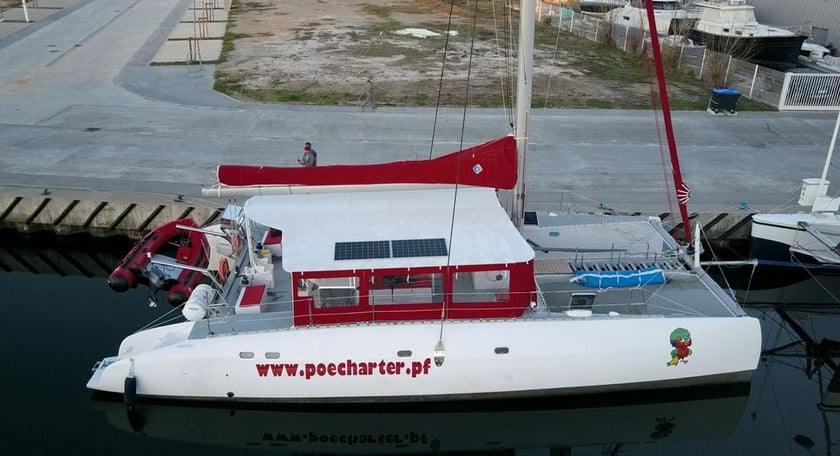 Papeete, Tahiti Catamaran Cabine 3  Couchettes 5  Invités 5  15.8 m Numéro de l'annonce: #20469 4