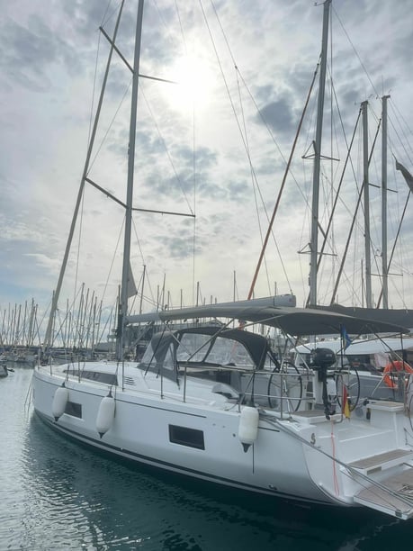 Palma de Mallorca Barca a vela cabina 5  cuccette 10  10  ospiti 13.7 m Numero dell'inserzione: #20511 3