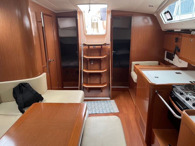 Sitges Sailboat 3 cabin 8 berths 8 guests 12 m Listing Number: #20521 4