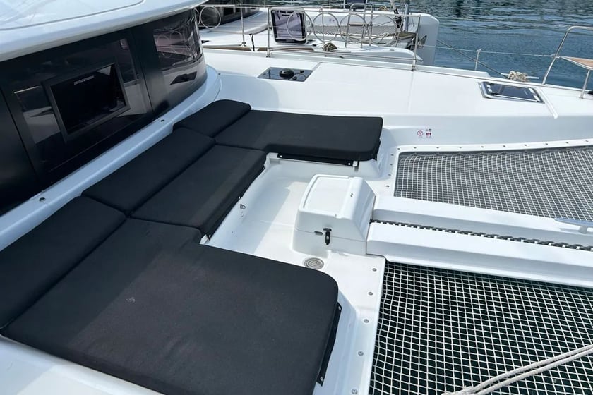 Fethiye Catamaran 4 cabin 8 berths 9 guests 13.99 m Listing Number: #20533 5