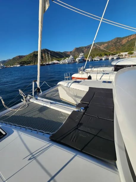 Marmaris Katamaran 5 kabin Konaklama 9 kişi Seyir 9 kişi 12.8 m İlan No: #20534 4