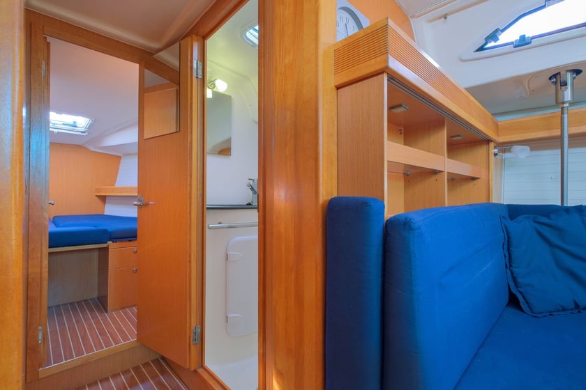 Athens Sailboat 4 cabin 8 berths 10 guests 13.99 m Listing Number: #20611 4