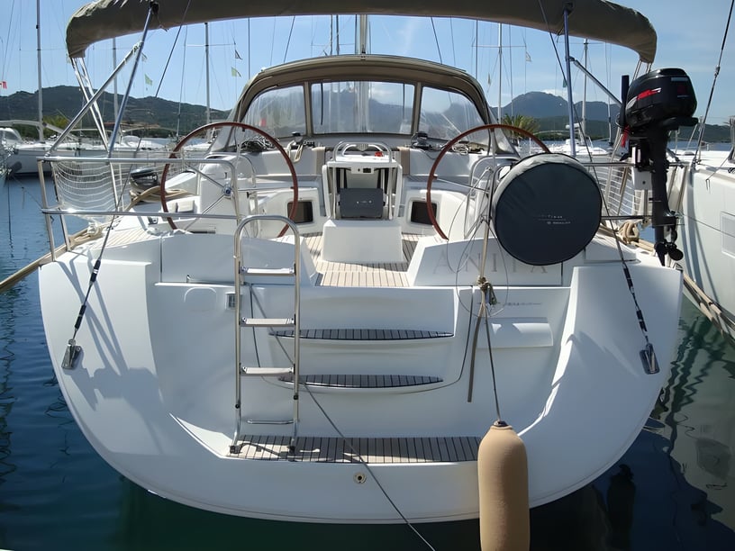 Portisco Voilier Cabine 6  Couchettes 11  Invités 11  16.06 m Numéro de l'annonce: #20624