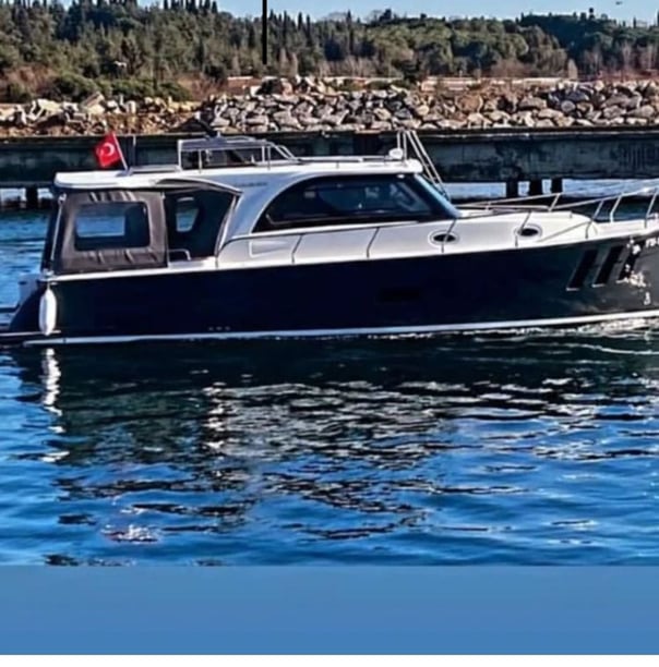 Izmir Motor Yacht 2 cabin 3 berths 6 guests 11.5 m Listing Number: #20637