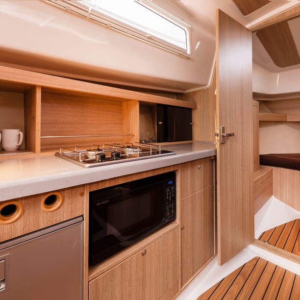 Węgorzewo Motorboat 2 cabin 6 berths 6 guests 8.7 m Listing Number: #20663 2