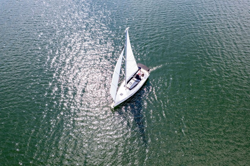 Węgorzewo Sailboat 3 cabin 10 berths 10 guests 11.32 m Listing Number: #20666 5