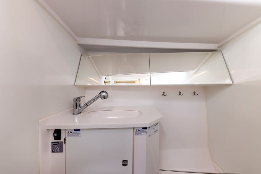 Węgorzewo Sailboat 3 cabin 10 berths 10 guests 11.32 m Listing Number: #20666 2