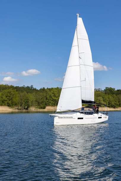 Węgorzewo Sailboat 3 cabin 10 berths 10 guests 11.32 m Listing Number: #20672 3