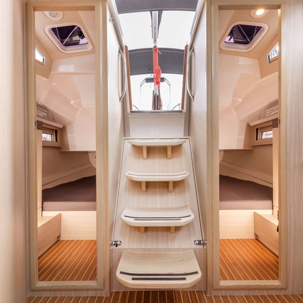 Węgorzewo Sailboat 3 cabin 10 berths 10 guests 11.32 m Listing Number: #20678 5