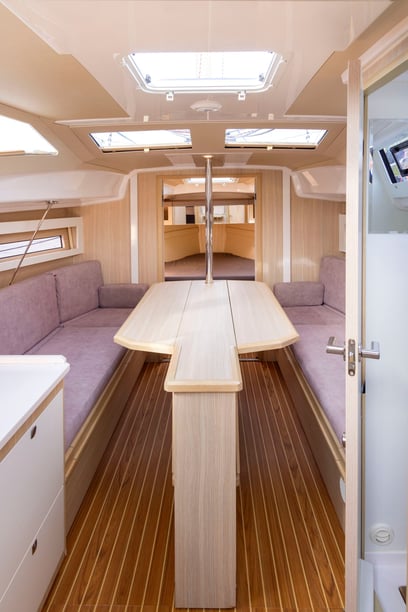 Węgorzewo Sailboat 3 cabin 10 berths 10 guests 11.32 m Listing Number: #20678 4
