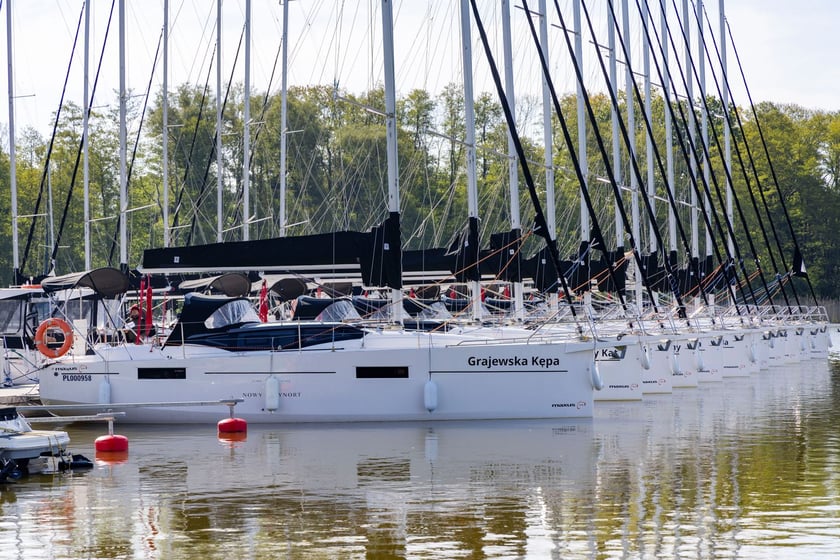 Węgorzewo Sailboat 3 cabin 10 berths 10 guests 11.32 m Listing Number: #20678 3