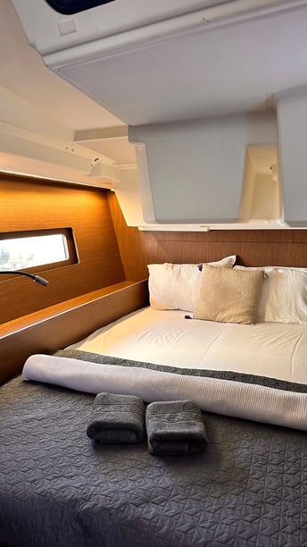 Keramoti - Kavala Sailboat 4 cabin 10 berths 10 guests 14 m Listing Number: #20708 3