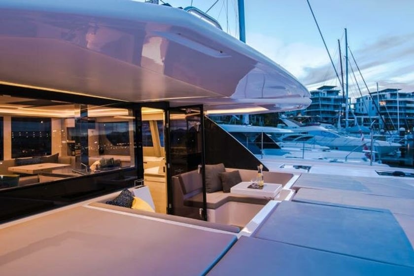 Marmaris Catamaran 4 cabin 10 berths 10 guests 15.4 m Listing Number: #20746 5