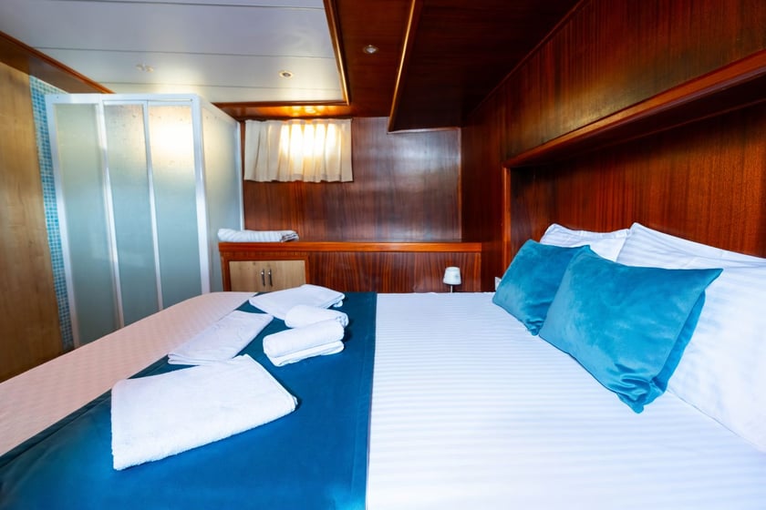 Gocek Gulet 5 cabin 10 berths 10 guests 20 m Listing Number: #20753 5