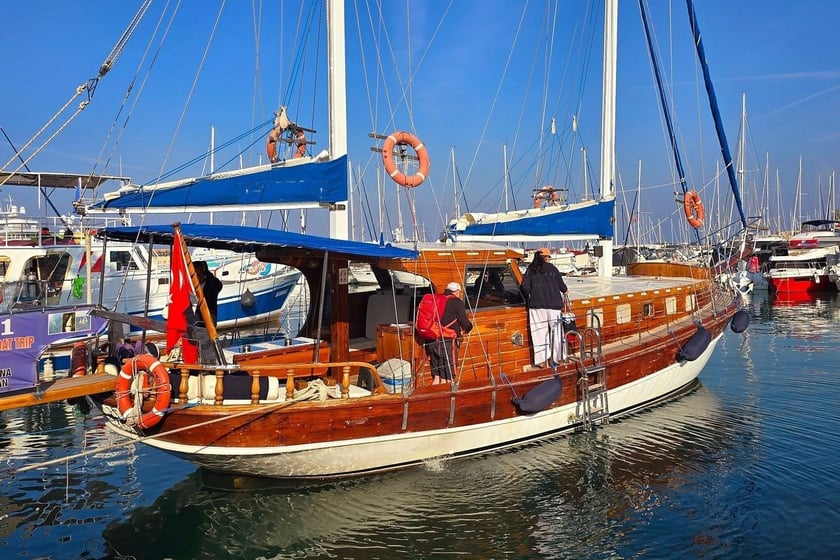 Kusadasi Gulet   20 guests 16 m Listing Number: #20756 2