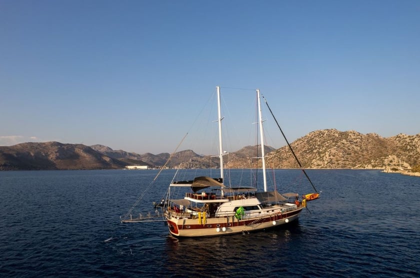 Marmaris Gulet 6 cabin 12 berths 12 guests 24 m Listing Number: #20789 5