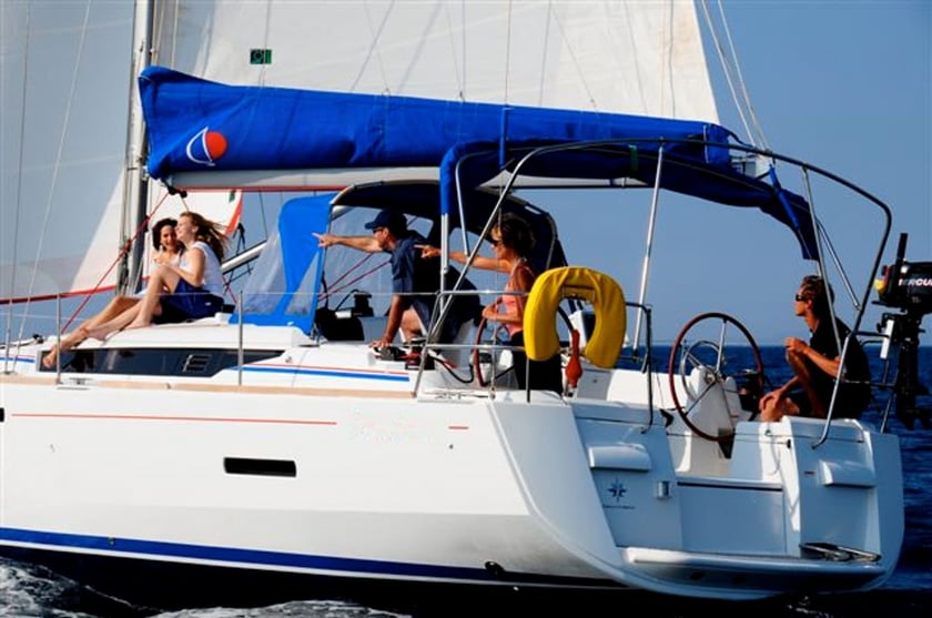 Phuket Sailboat 3 cabin 8 berths 8 guests 12.19 m Listing Number: #2079 3