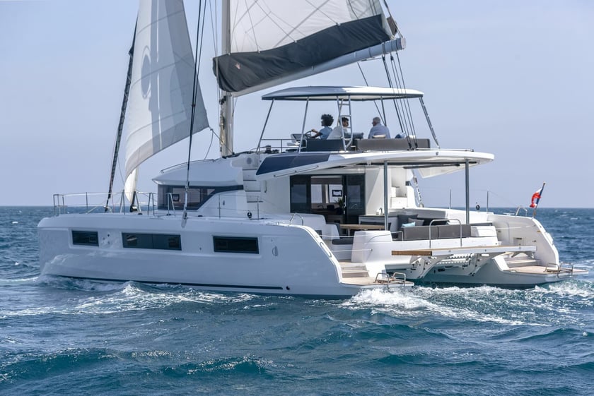 Lefkada Catamaran Cabine 5  10  slaapplaatsen 10  gasten 15.6 m Lijstnummer: #20800