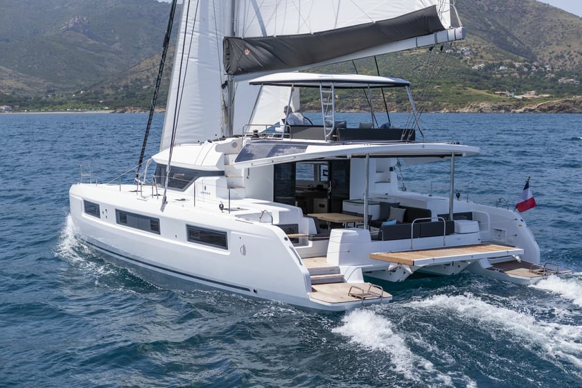 Lefkada Catamaran 6 cabin 12 berths 12 guests 15.6 m Listing Number: #20800 5