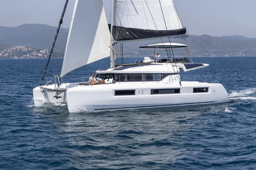 Lefkada Catamaran 6 cabin 12 berths 12 guests 15.6 m Listing Number: #20800 3