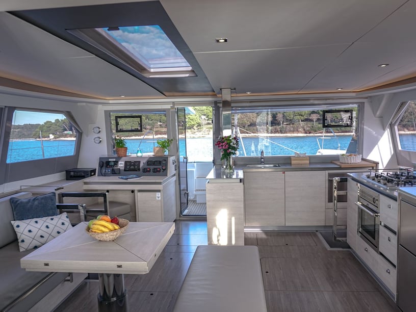 Split Catamaran 3 cabin 6 berths 12 guests 15.4 m Listing Number: #20872 2