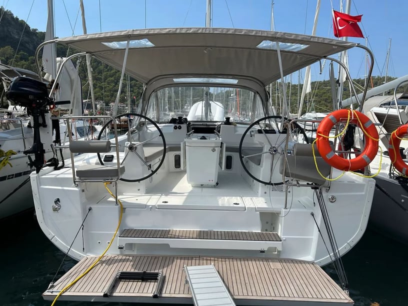 Fethiye Velero Cabina 3  6  literas 6  invitados 12.87 m Número de anuncio: #20904 2