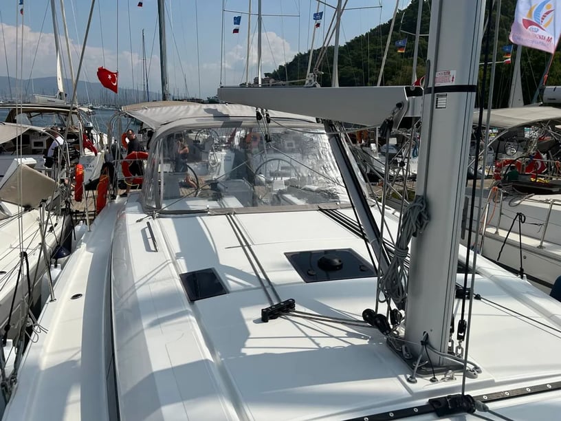 Fethiye Velero Cabina 3  6  literas 6  invitados 12.87 m Número de anuncio: #20904 4