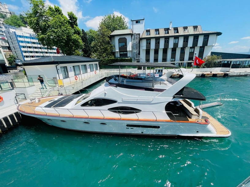 Bebek Yate a motor Cabina 3   12  invitados 18 m Número de anuncio: #20906 2