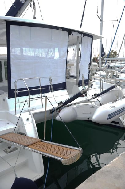 Volos Catamaran 4 cabin 8 berths 10 guests 12.61 m Listing Number: #20916 4