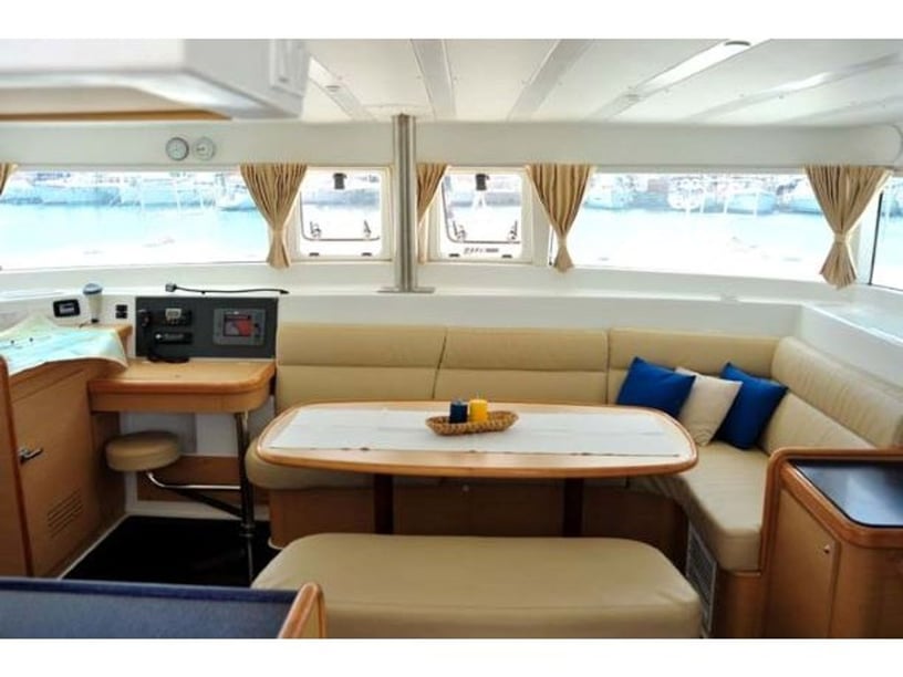 Volos Catamaran 4 cabin 8 berths 10 guests 12.61 m Listing Number: #20916 2