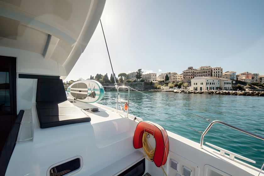 Gouvia Catamaran Cabine 6  Couchettes 10  Invités 10  12.8 m Numéro de l'annonce: #20918 4