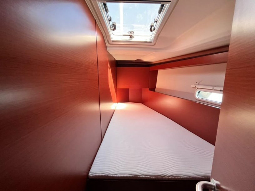 Lefkada Segelboot 4 Kabine 10 Liegeplätze 10 Gäste 14.04 m Nummer des Inserats: #20926 4