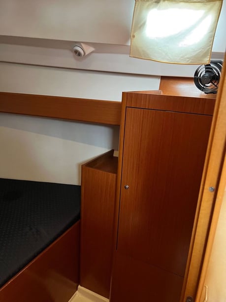 Balıkesir Yelkenli 3 kabin Konaklama 6 kişi Seyir 9 kişi 12 m İlan No: #20939 5