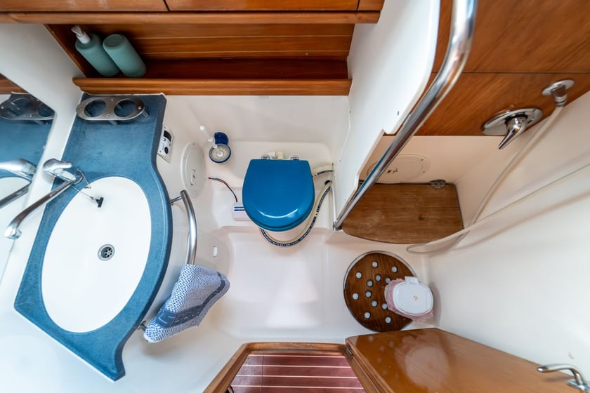 Kavala Sailboat 3 cabin 7 berths 7 guests 11.99 m Listing Number: #20945 4
