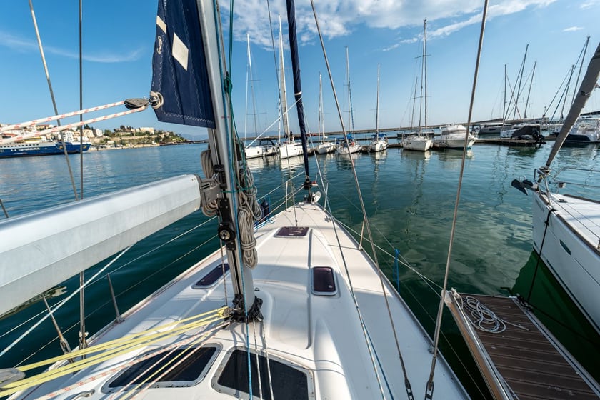 Kavala Sailboat 3 cabin 7 berths 7 guests 11.99 m Listing Number: #20945 5