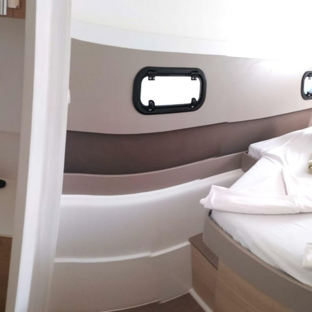 Kalkara Catamaran Cabine 4  Couchettes 10  Invités 10  12.37 m Numéro de l'annonce: #20971 4