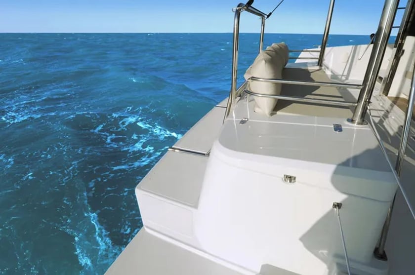 Kalkara Catamaran Cabine 4  Couchettes 10  Invités 10  12.37 m Numéro de l'annonce: #20972 5