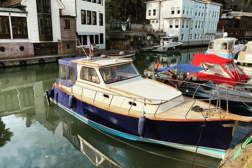 Beykoz Yate a motor   7  invitados 10 m Número de anuncio: #20976