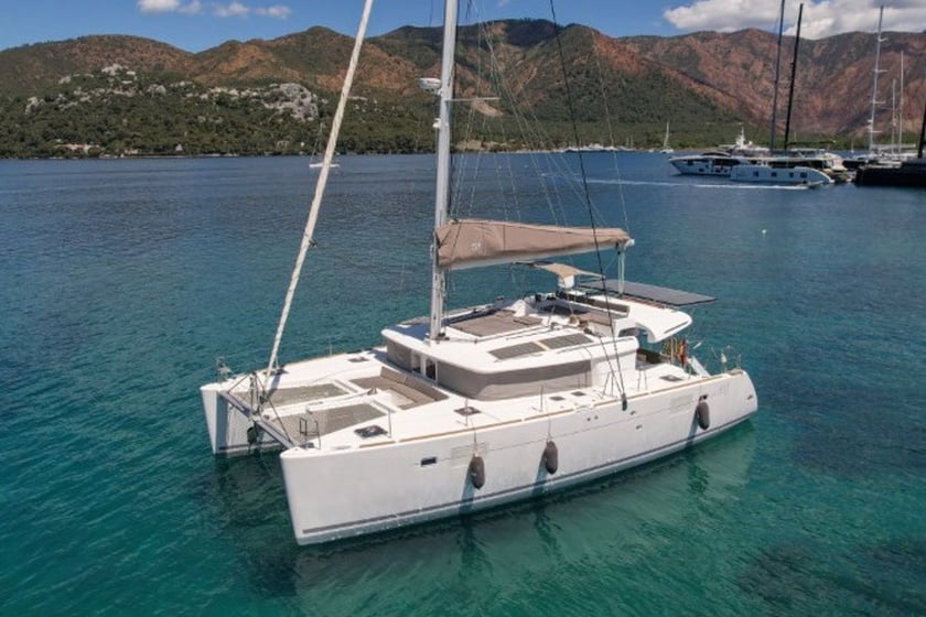 Marmaris Catamarano cabina 4  cuccette 8  8  ospiti 13.96 m Numero dell'inserzione: #20979