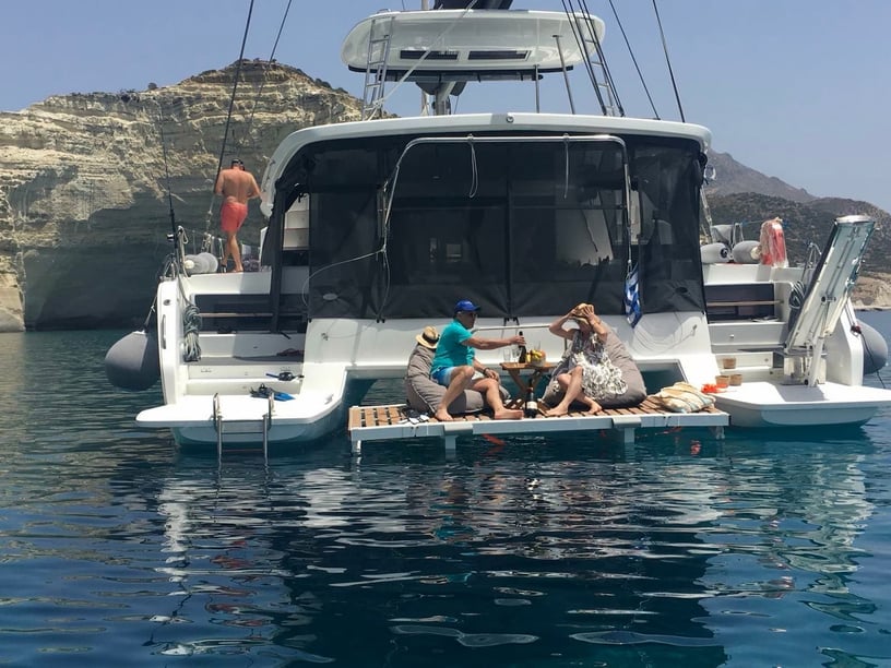 Athene Catamaran Cabine 6  12  slaapplaatsen 12  gasten 15.35 m Lijstnummer: #20981 3