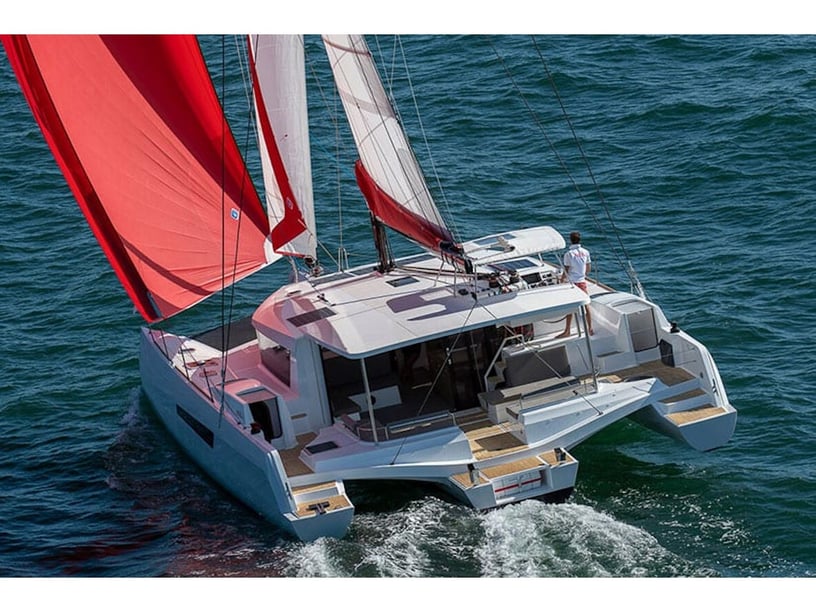 Porto Rotondo Catamaran Cabine 6  10  slaapplaatsen 10  gasten 14.25 m Lijstnummer: #21048