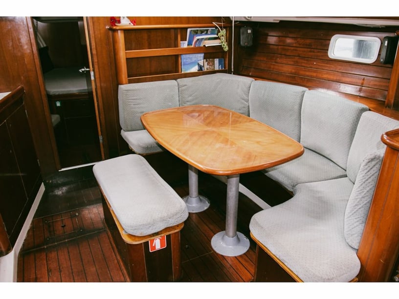 Volos Velero Cabina 3  8  literas 8  invitados 11.75 m Número de anuncio: #21052 2